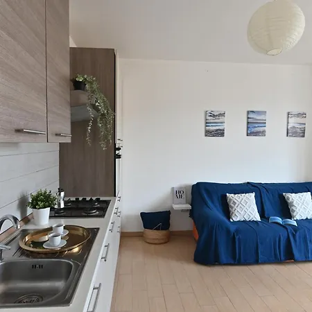 Izzhome Oasis Apartmán