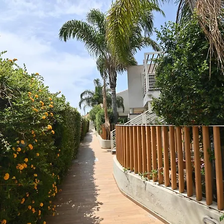 Apartmán Izzhome Oasis *