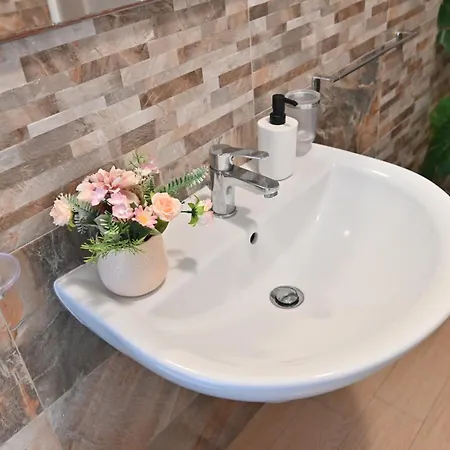 Apartmán Izzhome Oasis *