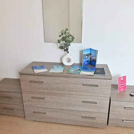 Izzhome Oasis * Pula